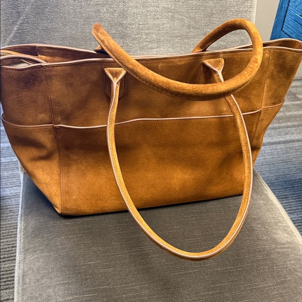 Elegant Tan Tote Bag